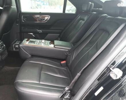 Линкольн Континенталь, объемом двигателя 2.7 л и пробегом 59 тыс. км за 17500 $, фото 19 на Automoto.ua