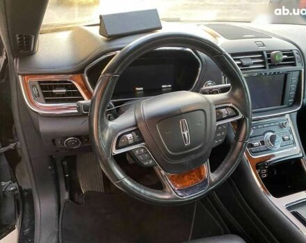 Линкольн Континенталь, объемом двигателя 3 л и пробегом 79 тыс. км за 12800 $, фото 14 на Automoto.ua