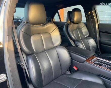 Линкольн Континенталь, объемом двигателя 3 л и пробегом 79 тыс. км за 12800 $, фото 8 на Automoto.ua