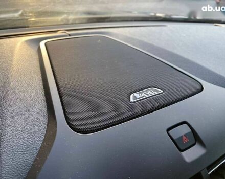 Линкольн Континенталь, объемом двигателя 3 л и пробегом 79 тыс. км за 12800 $, фото 17 на Automoto.ua