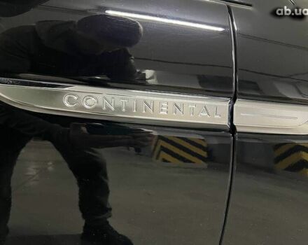 Лінкольн Континенталь, об'ємом двигуна 3.7 л та пробігом 93 тис. км за 20500 $, фото 20 на Automoto.ua