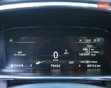 Серый Линкольн Континенталь, объемом двигателя 2.96 л и пробегом 83 тыс. км за 18000 $, фото 16 на Automoto.ua