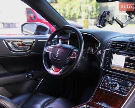 Серый Линкольн Континенталь, объемом двигателя 2.96 л и пробегом 83 тыс. км за 18000 $, фото 12 на Automoto.ua