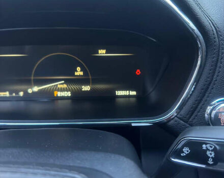 Сірий Лінкольн Континенталь, об'ємом двигуна 2.69 л та пробігом 136 тис. км за 16700 $, фото 4 на Automoto.ua