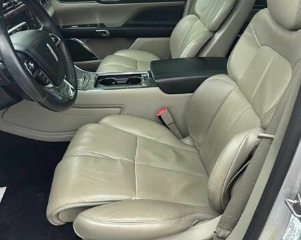 Сірий Лінкольн Континенталь, об'ємом двигуна 2.7 л та пробігом 60 тис. км за 3800 $, фото 7 на Automoto.ua