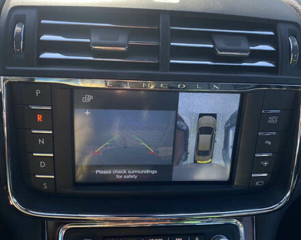 Синий Линкольн Континенталь, объемом двигателя 2.96 л и пробегом 67 тыс. км за 19900 $, фото 22 на Automoto.ua