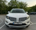 Білий Лінкольн МКС, об'ємом двигуна 2.26 л та пробігом 126 тис. км за 15200 $, фото 1 на Automoto.ua