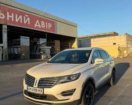 Белый Линкольн МКС, объемом двигателя 2 л и пробегом 188 тыс. км за 14700 $, фото 5 на Automoto.ua