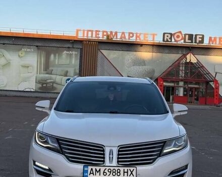 Белый Линкольн МКС, объемом двигателя 2 л и пробегом 188 тыс. км за 14700 $, фото 3 на Automoto.ua