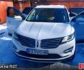 Белый Линкольн МКС, объемом двигателя 2 л и пробегом 129 тыс. км за 12499 $, фото 1 на Automoto.ua