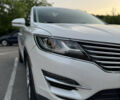 Білий Лінкольн МКС, об'ємом двигуна 2.26 л та пробігом 126 тис. км за 15200 $, фото 4 на Automoto.ua