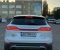 Белый Линкольн МКС, объемом двигателя 2 л и пробегом 188 тыс. км за 14700 $, фото 9 на Automoto.ua