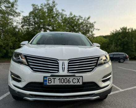 Білий Лінкольн МКС, об'ємом двигуна 2.26 л та пробігом 126 тис. км за 15200 $, фото 1 на Automoto.ua
