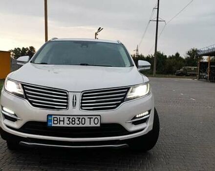 Белый Линкольн МКС, объемом двигателя 2 л и пробегом 158 тыс. км за 18000 $, фото 7 на Automoto.ua