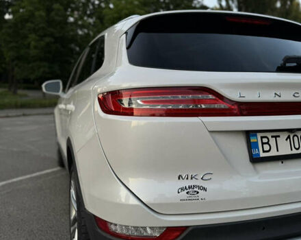 Білий Лінкольн МКС, об'ємом двигуна 2.26 л та пробігом 126 тис. км за 15200 $, фото 9 на Automoto.ua