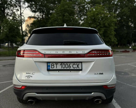 Білий Лінкольн МКС, об'ємом двигуна 2.26 л та пробігом 126 тис. км за 15200 $, фото 7 на Automoto.ua