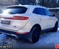 Белый Линкольн МКС, объемом двигателя 2 л и пробегом 129 тыс. км за 12499 $, фото 4 на Automoto.ua