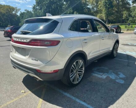 Білий Лінкольн МКС, об'ємом двигуна 2.3 л та пробігом 71 тис. км за 8000 $, фото 4 на Automoto.ua