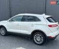 Білий Лінкольн МКС, об'ємом двигуна 2.3 л та пробігом 100 тис. км за 15500 $, фото 4 на Automoto.ua