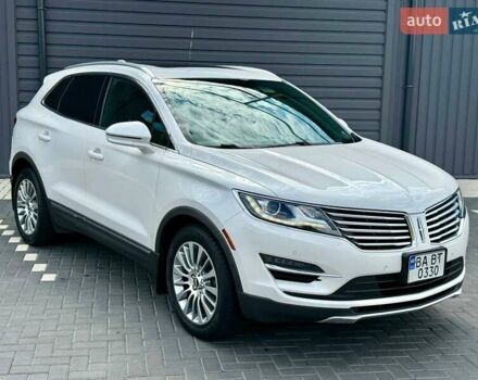 Білий Лінкольн МКС, об'ємом двигуна 2.3 л та пробігом 100 тис. км за 15500 $, фото 5 на Automoto.ua