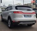 Білий Лінкольн МКС, об'ємом двигуна 2 л та пробігом 170 тис. км за 12500 $, фото 1 на Automoto.ua