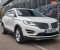 Білий Лінкольн МКС, об'ємом двигуна 2 л та пробігом 170 тис. км за 12500 $, фото 1 на Automoto.ua
