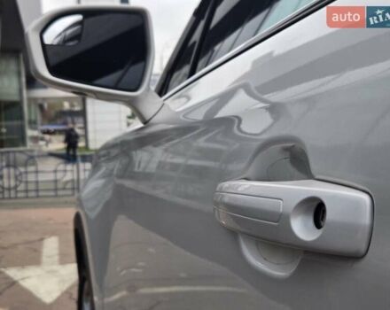 Білий Лінкольн МКС, об'ємом двигуна 2 л та пробігом 170 тис. км за 12500 $, фото 20 на Automoto.ua