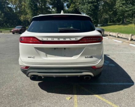 Білий Лінкольн МКС, об'ємом двигуна 2.3 л та пробігом 71 тис. км за 8000 $, фото 5 на Automoto.ua