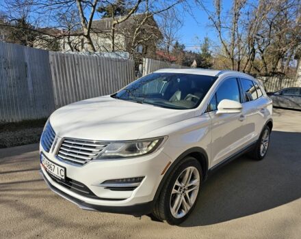 Белый Линкольн МКС, объемом двигателя 2.3 л и пробегом 150 тыс. км за 14500 $, фото 1 на Automoto.ua