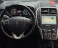Білий Лінкольн МКС, об'ємом двигуна 2 л та пробігом 170 тис. км за 12500 $, фото 22 на Automoto.ua