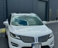 Білий Лінкольн МКС, об'ємом двигуна 2.3 л та пробігом 100 тис. км за 15500 $, фото 1 на Automoto.ua