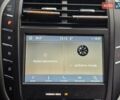 Білий Лінкольн МКС, об'ємом двигуна 2 л та пробігом 170 тис. км за 12500 $, фото 29 на Automoto.ua