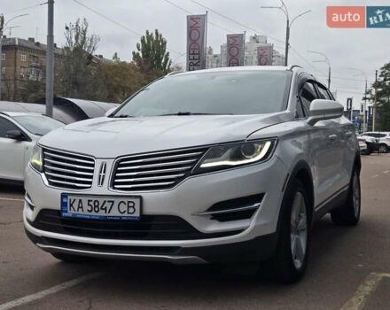 Білий Лінкольн МКС, об'ємом двигуна 2 л та пробігом 170 тис. км за 12500 $, фото 4 на Automoto.ua