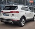 Білий Лінкольн МКС, об'ємом двигуна 2 л та пробігом 170 тис. км за 12500 $, фото 6 на Automoto.ua