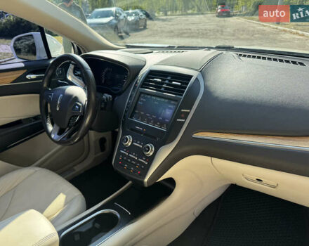 Лінкольн МКС 2016 у Києві на Automoto.ua Білий Лінкольн МКС, об'ємом двигуна 2 л та пробігом 107 тис. км за 14999 $, фото 28 на Automoto.ua