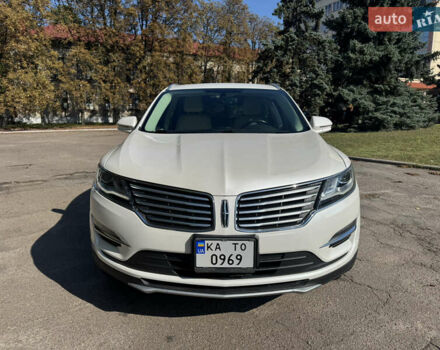 Лінкольн МКС 2016 у Києві на Automoto.ua Білий Лінкольн МКС, об'ємом двигуна 2 л та пробігом 107 тис. км за 14999 $, фото 2 на Automoto.ua
