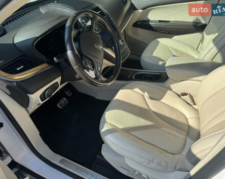 Лінкольн МКС 2016 у Києві на Automoto.ua Білий Лінкольн МКС, об'ємом двигуна 2 л та пробігом 107 тис. км за 14999 $, фото 13 на Automoto.ua