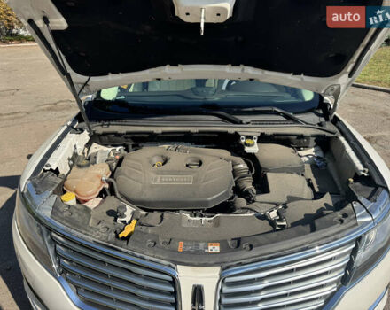 Лінкольн МКС 2016 у Києві на Automoto.ua Білий Лінкольн МКС, об'ємом двигуна 2 л та пробігом 107 тис. км за 14999 $, фото 10 на Automoto.ua