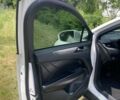 Білий Лінкольн МКС, об'ємом двигуна 1.99 л та пробігом 191 тис. км за 13200 $, фото 23 на Automoto.ua