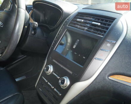 Белый Линкольн МКС, объемом двигателя 2 л и пробегом 189 тыс. км за 15900 $, фото 33 на Automoto.ua