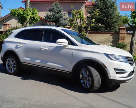 Белый Линкольн МКС, объемом двигателя 2 л и пробегом 189 тыс. км за 15900 $, фото 11 на Automoto.ua