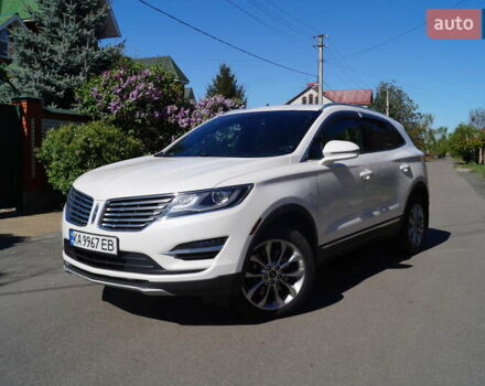 Белый Линкольн МКС, объемом двигателя 2 л и пробегом 189 тыс. км за 15900 $, фото 20 на Automoto.ua