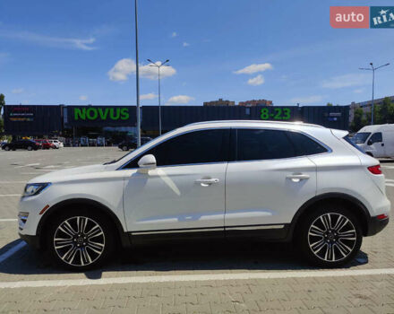 Белый Линкольн МКС, объемом двигателя 2 л и пробегом 49 тыс. км за 21000 $, фото 3 на Automoto.ua