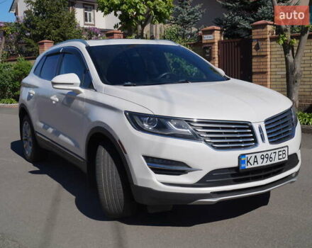 Белый Линкольн МКС, объемом двигателя 2 л и пробегом 189 тыс. км за 15900 $, фото 9 на Automoto.ua