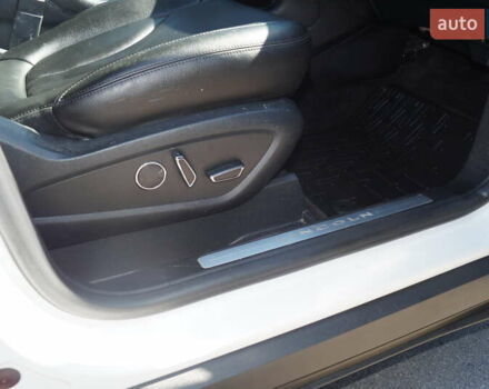 Белый Линкольн МКС, объемом двигателя 2 л и пробегом 189 тыс. км за 15900 $, фото 32 на Automoto.ua