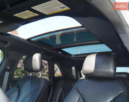 Белый Линкольн МКС, объемом двигателя 2 л и пробегом 189 тыс. км за 15900 $, фото 39 на Automoto.ua