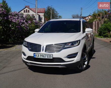 Белый Линкольн МКС, объемом двигателя 2 л и пробегом 189 тыс. км за 15900 $, фото 6 на Automoto.ua