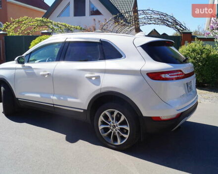 Белый Линкольн МКС, объемом двигателя 2 л и пробегом 189 тыс. км за 15900 $, фото 18 на Automoto.ua