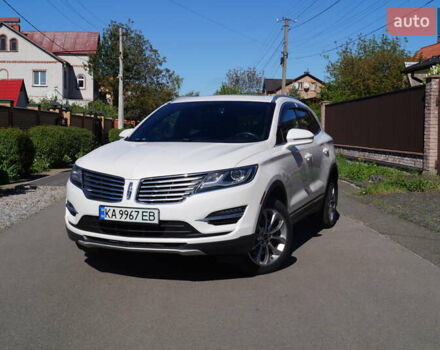 Белый Линкольн МКС, объемом двигателя 2 л и пробегом 189 тыс. км за 15900 $, фото 3 на Automoto.ua