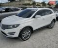 Белый Линкольн МКС, объемом двигателя 0 л и пробегом 158 тыс. км за 2700 $, фото 1 на Automoto.ua